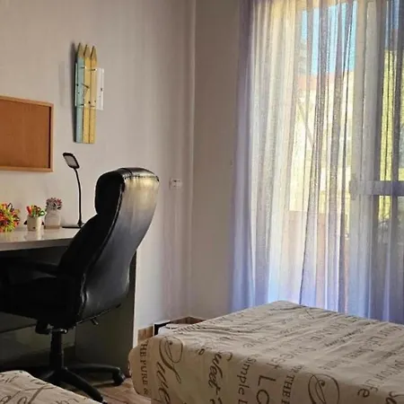 Papu's Center Apartment *