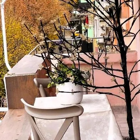 Papu's Center 2br * Tirana